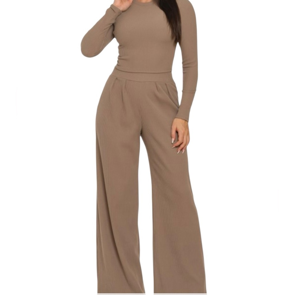 📦 Julia by Love J Ribbed Two Piece Athlesure/Dress/Comfort Pant Set in Mocha